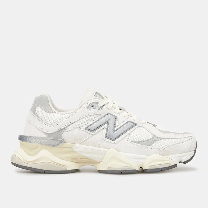 New Balance 9060 Sports Shoes